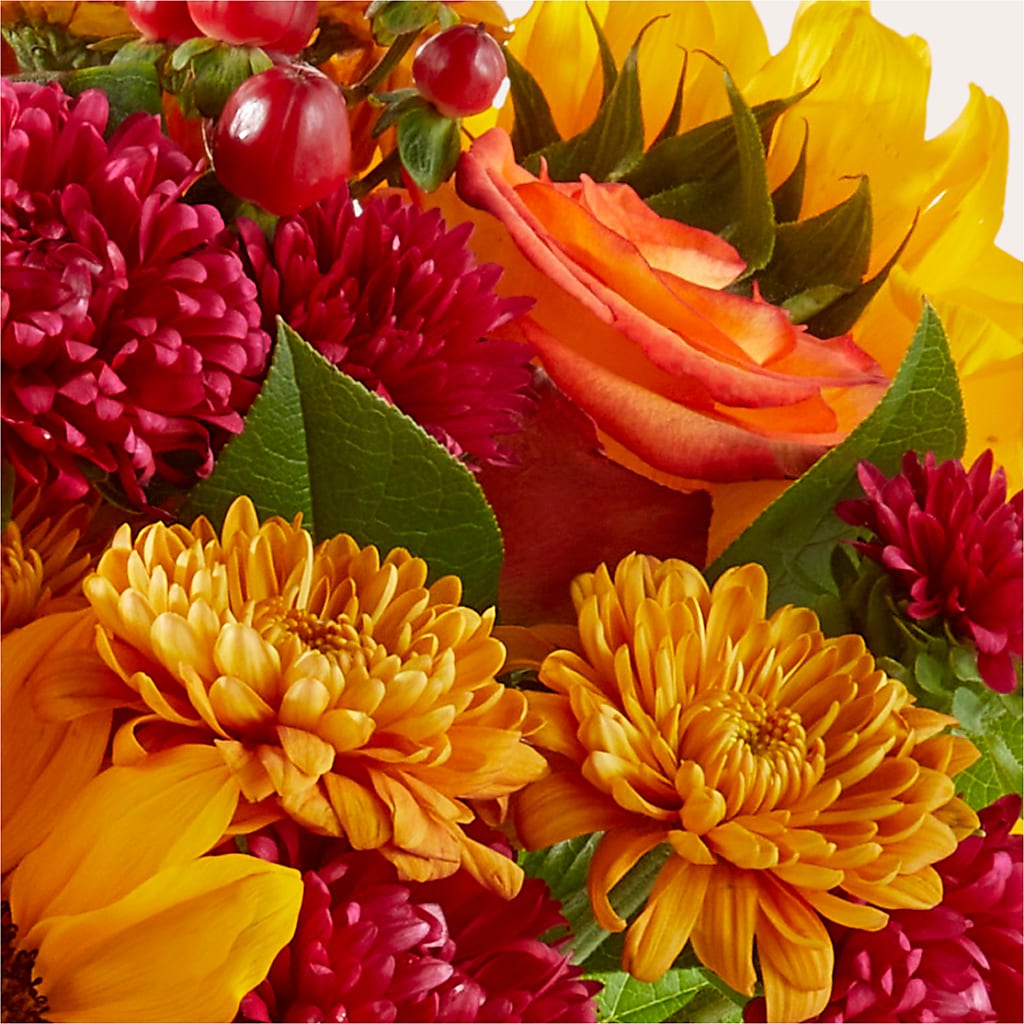 Sweater Season - A Florist Original – HOMETOWN TREASURES FLORAL & GIFTS, Morris OK