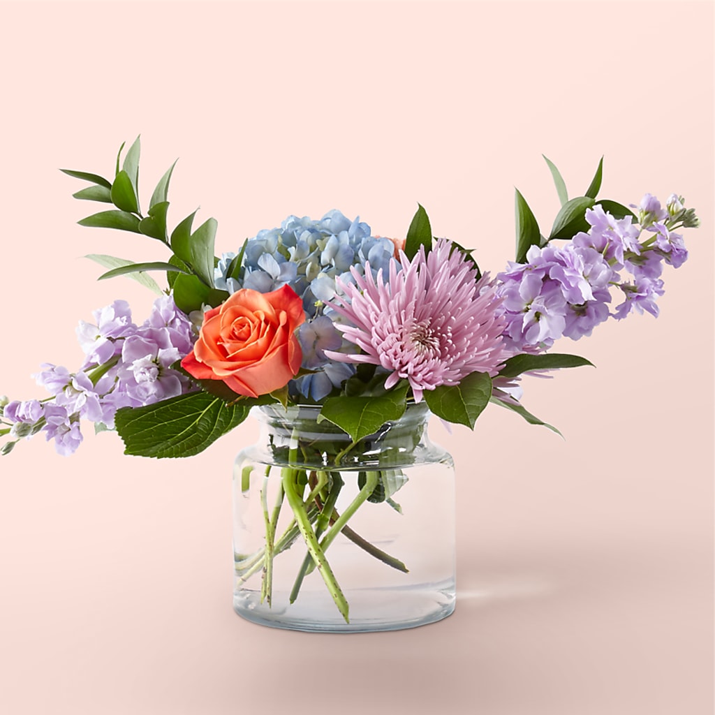Be Mine Bouquet – HOMETOWN TREASURES FLORAL & GIFTS, Morris OK