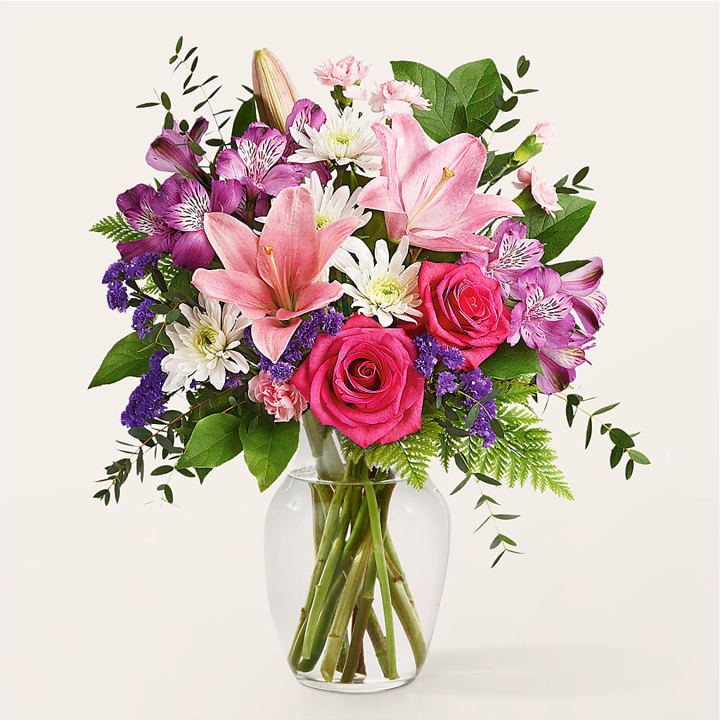 Lace & Pearls Bouquet – HOMETOWN TREASURES FLORAL & GIFTS, Morris OK