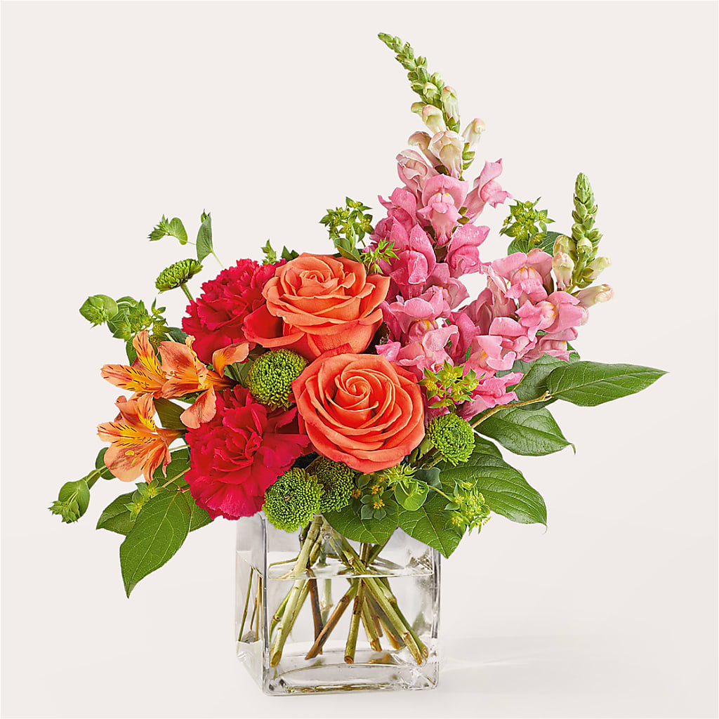 Cosmopolitan Bouquet – HOMETOWN TREASURES FLORAL & GIFTS, Morris OK