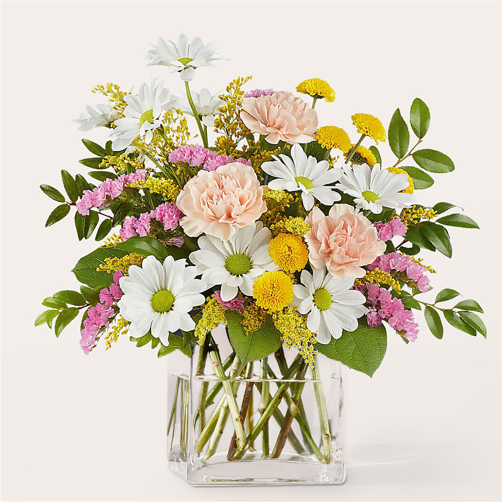 Country Cottage Bouquet – HOMETOWN TREASURES FLORAL & GIFTS, Morris OK