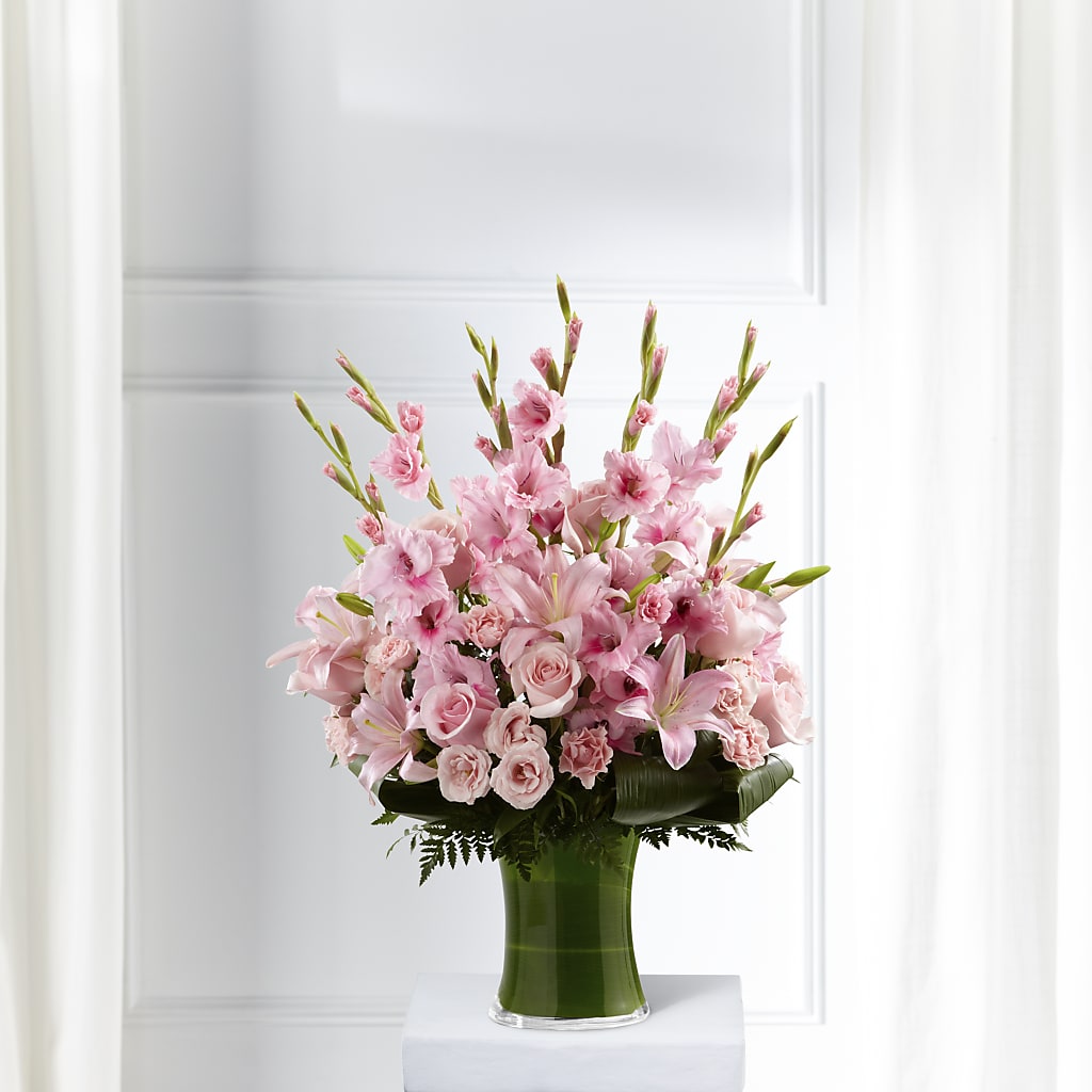 Lovely Tribute Bouquet – HOMETOWN TREASURES FLORAL & GIFTS, Morris OK