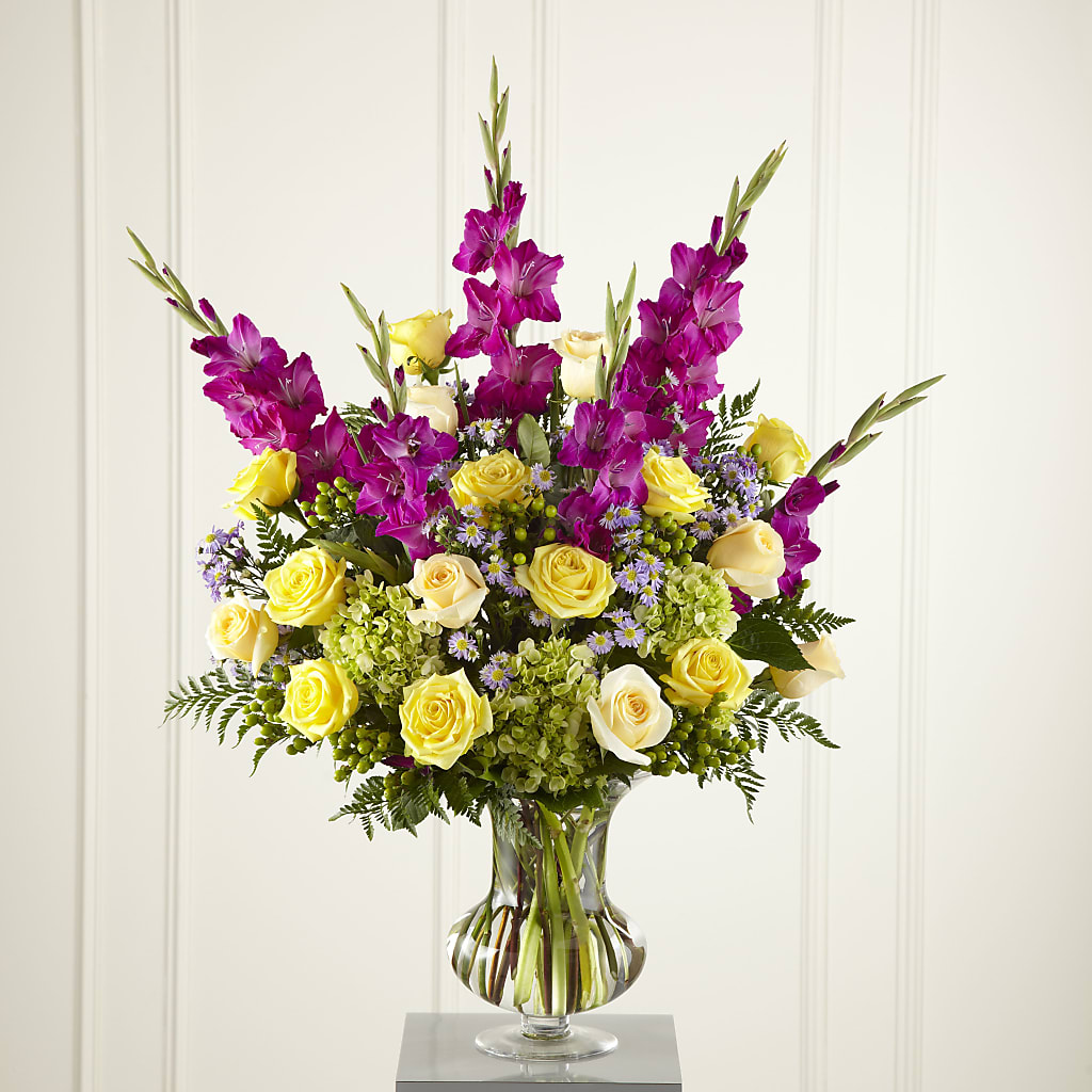 Loveliness Arrangement – HOMETOWN TREASURES FLORAL & GIFTS, Morris OK