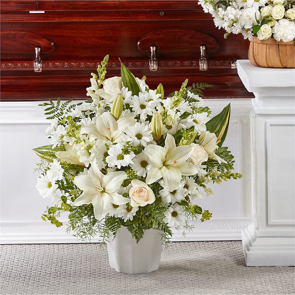 Thoughts of Tranquility Floor Basket – HOMETOWN TREASURES FLORAL & GIFTS, Morris OK