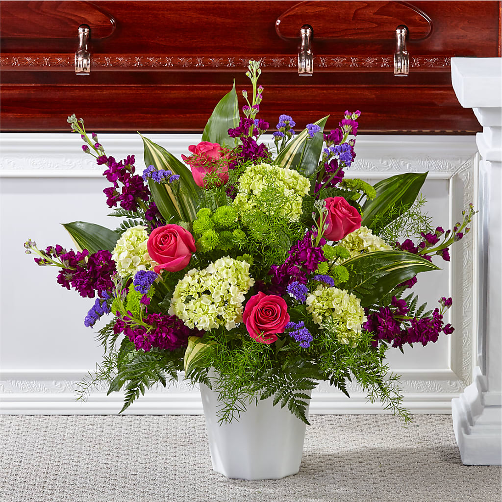 Beautiful Horizons Floor Basket – HOMETOWN TREASURES FLORAL & GIFTS, Morris OK