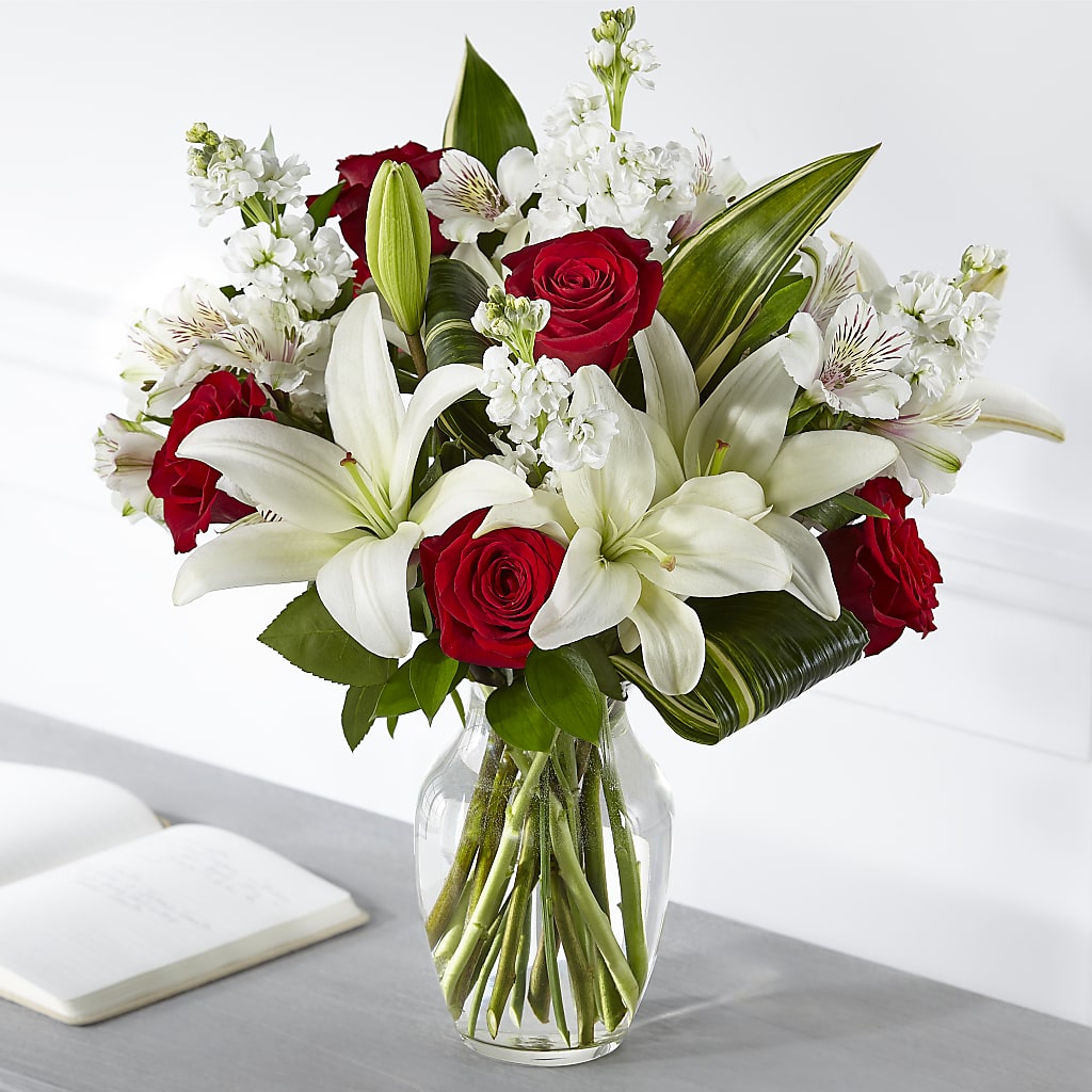 Loving Respect Bouquet – HOMETOWN TREASURES FLORAL & GIFTS, Morris OK