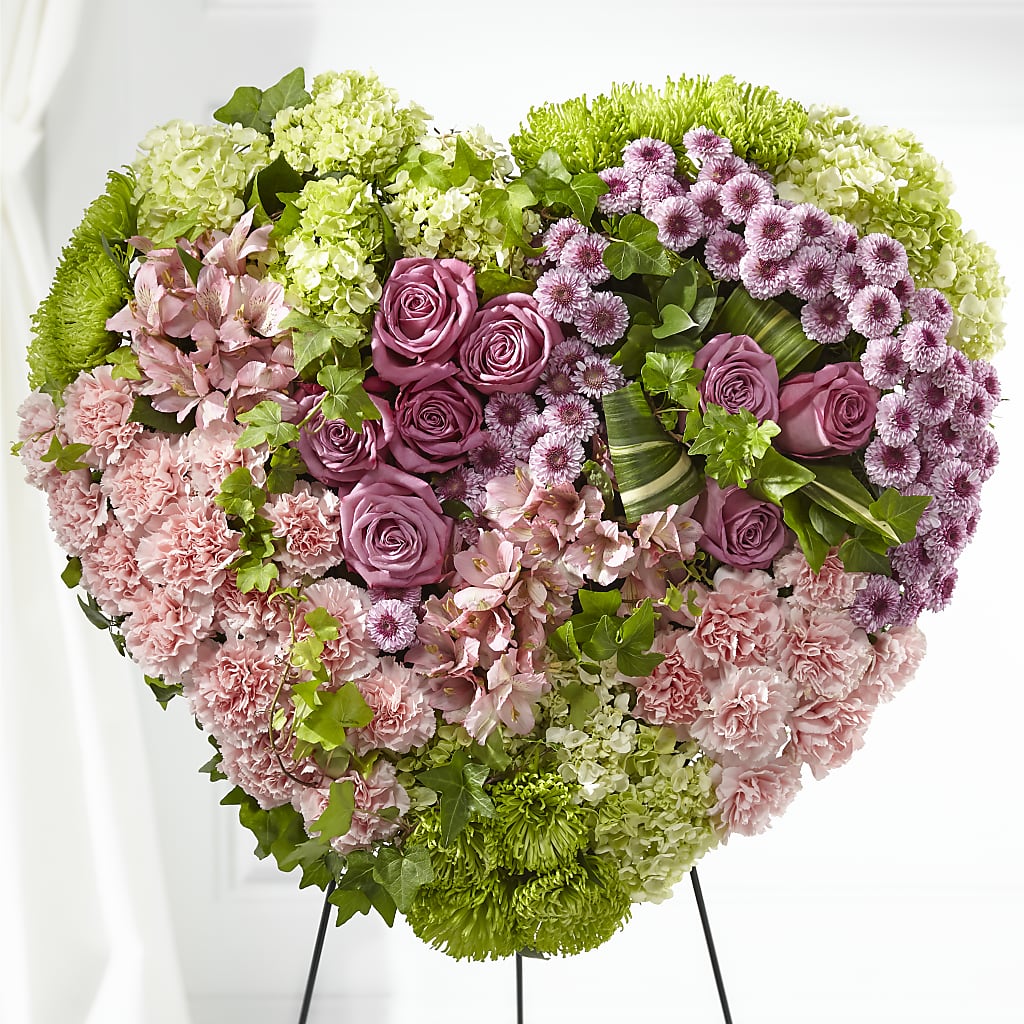 Heartwarming Standing Heart – HOMETOWN TREASURES FLORAL & GIFTS, Morris OK