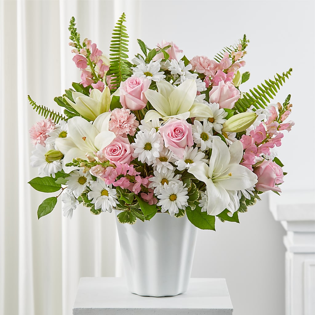 Soft Touch Tabletop Basket – HOMETOWN TREASURES FLORAL & GIFTS, Morris OK