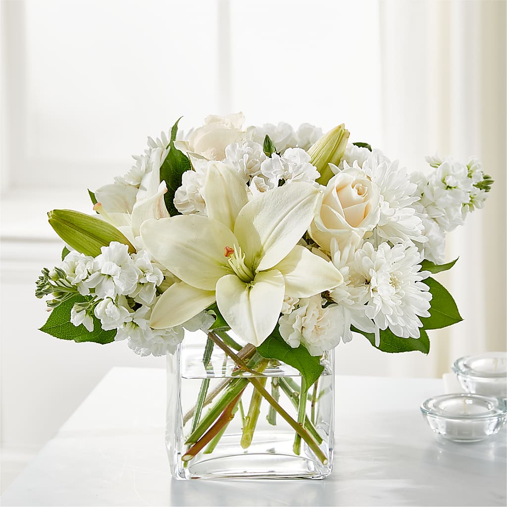 Gentle Breeze Bouquet – HOMETOWN TREASURES FLORAL & GIFTS, Morris OK