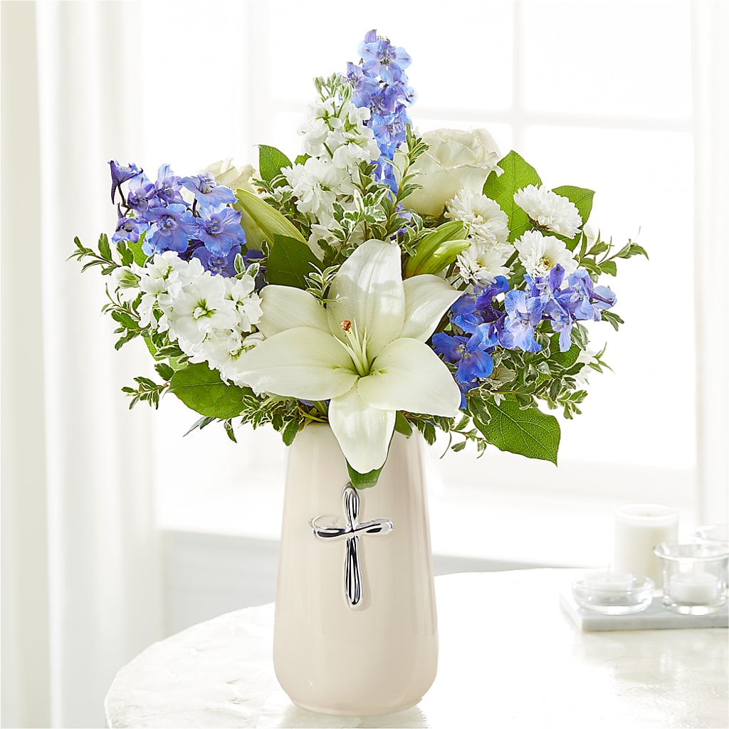 Heavenly Blossoms Bouquet – HOMETOWN TREASURES FLORAL & GIFTS, Morris OK