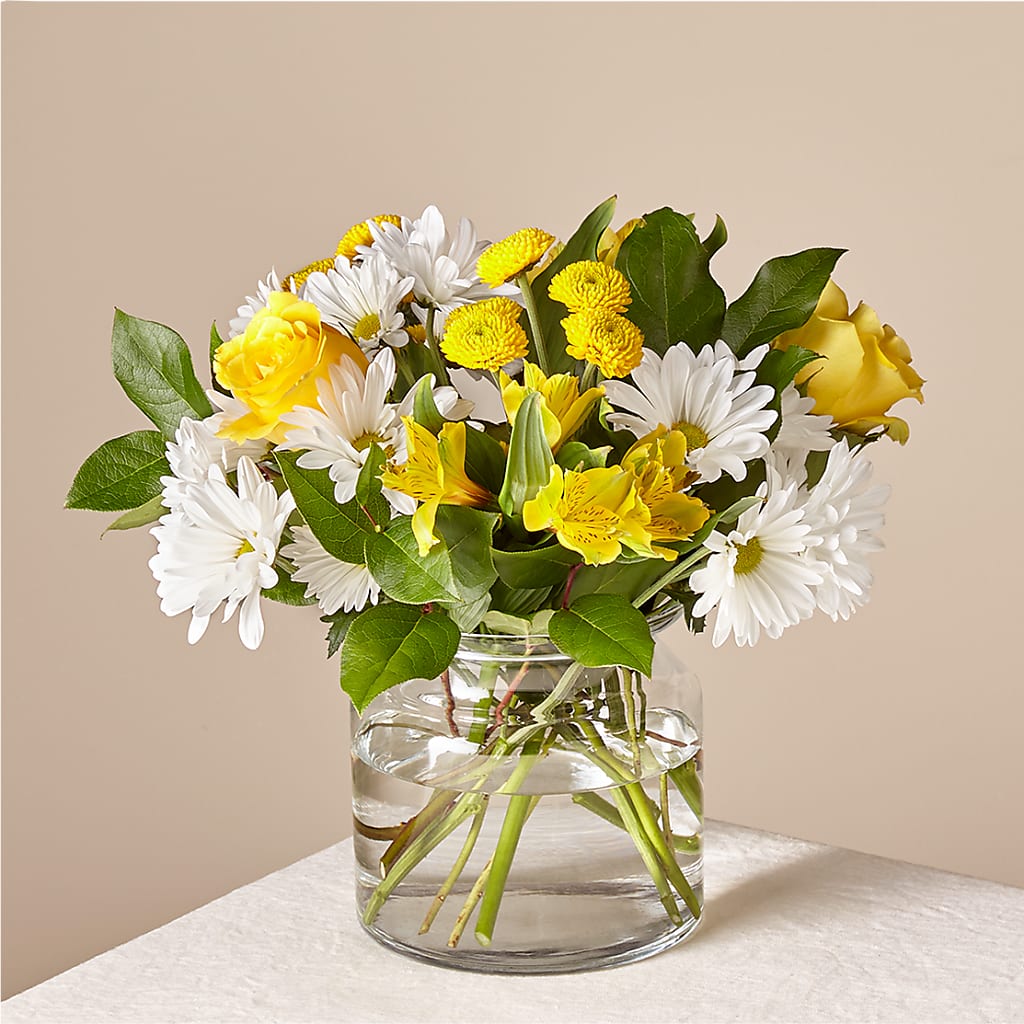 Sunny Sentiments Bouquet – HOMETOWN TREASURES FLORAL & GIFTS, Morris OK