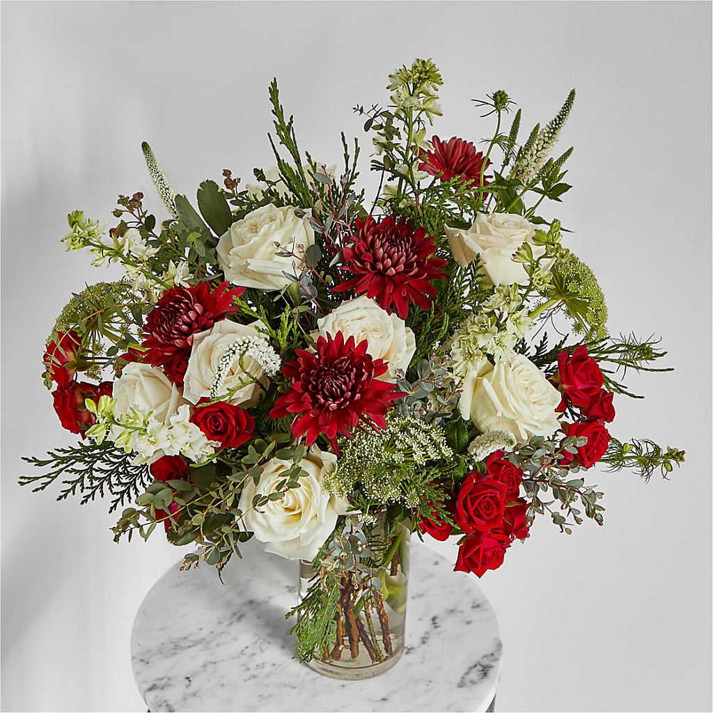 Favorite Traditions Bouquet – HOMETOWN TREASURES FLORAL & GIFTS, Morris OK