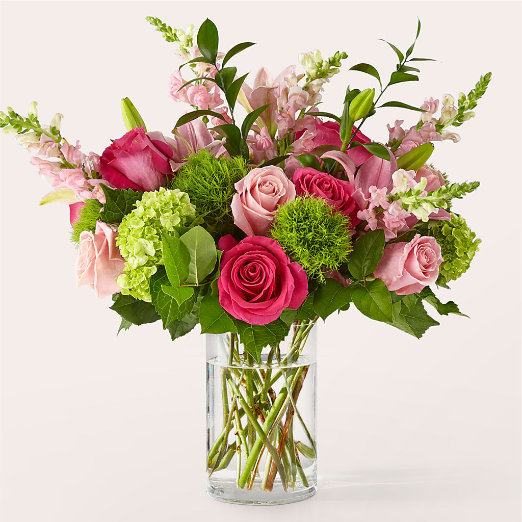 Fit for a Queen Luxury Bouquet – HOMETOWN TREASURES FLORAL & GIFTS, Morris OK