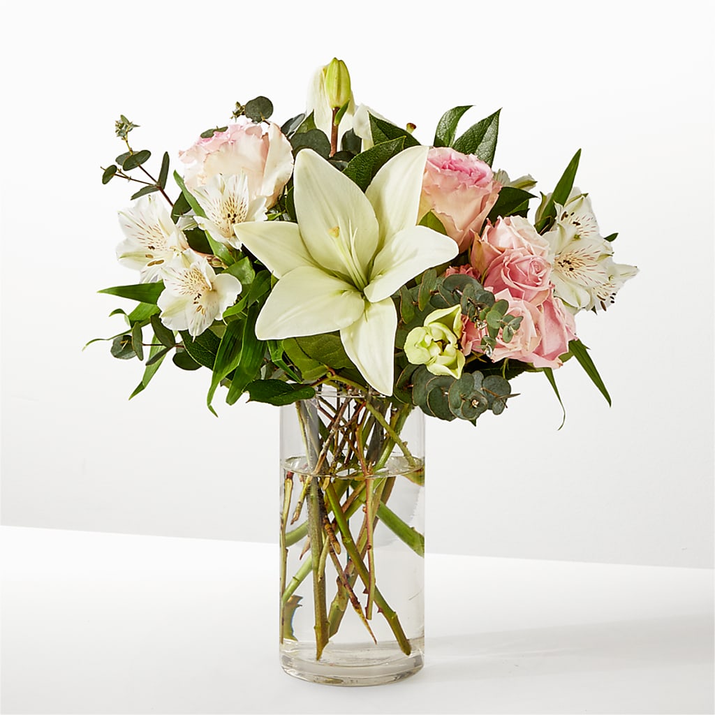 Ballet Slippers Bouquet – HOMETOWN TREASURES FLORAL & GIFTS, Morris OK