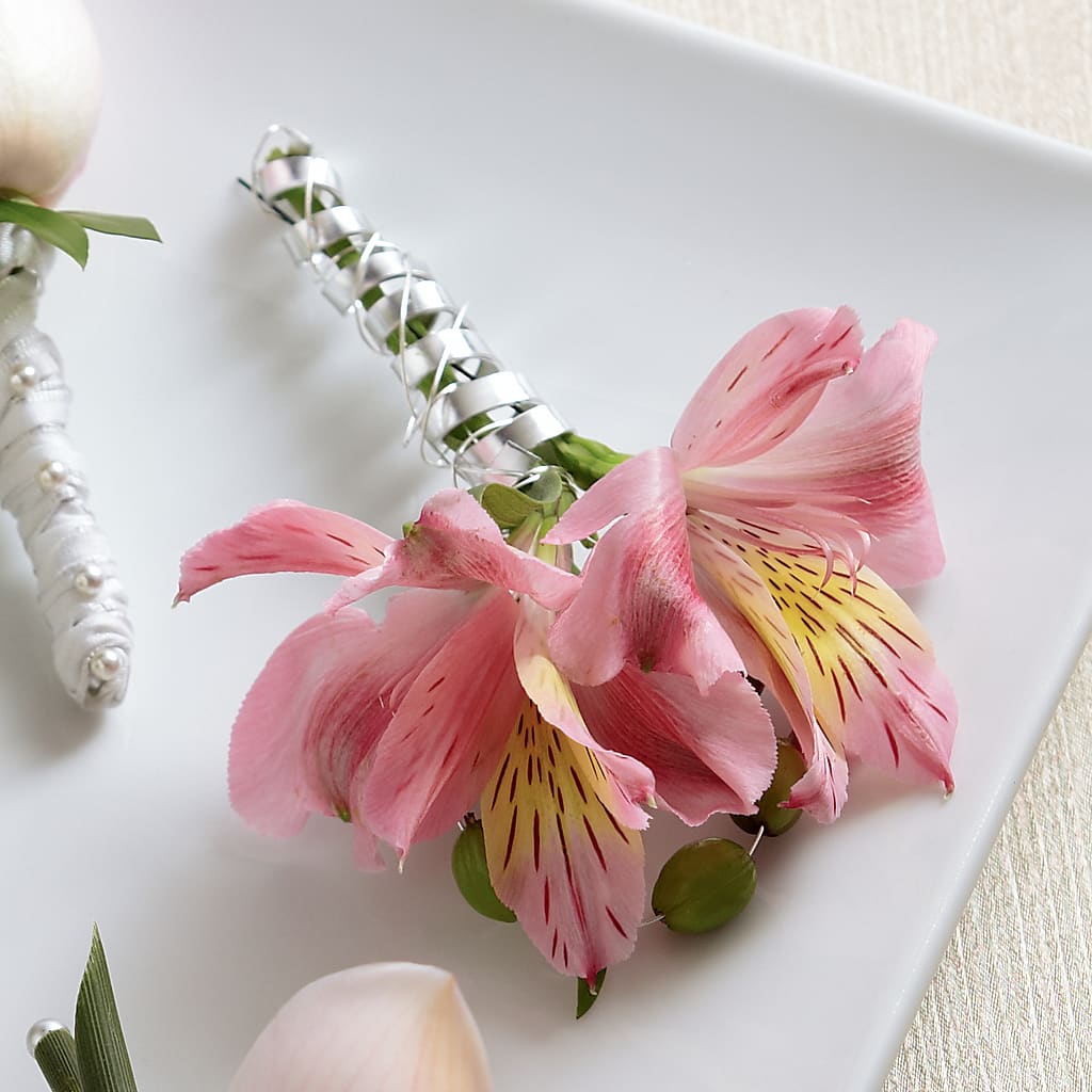 Pink Peruvian Lily Boutonniere – HOMETOWN TREASURES FLORAL & GIFTS, Morris OK