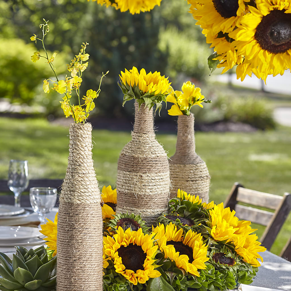 Sublime Garden Centerpiece – HOMETOWN TREASURES FLORAL & GIFTS, Morris OK