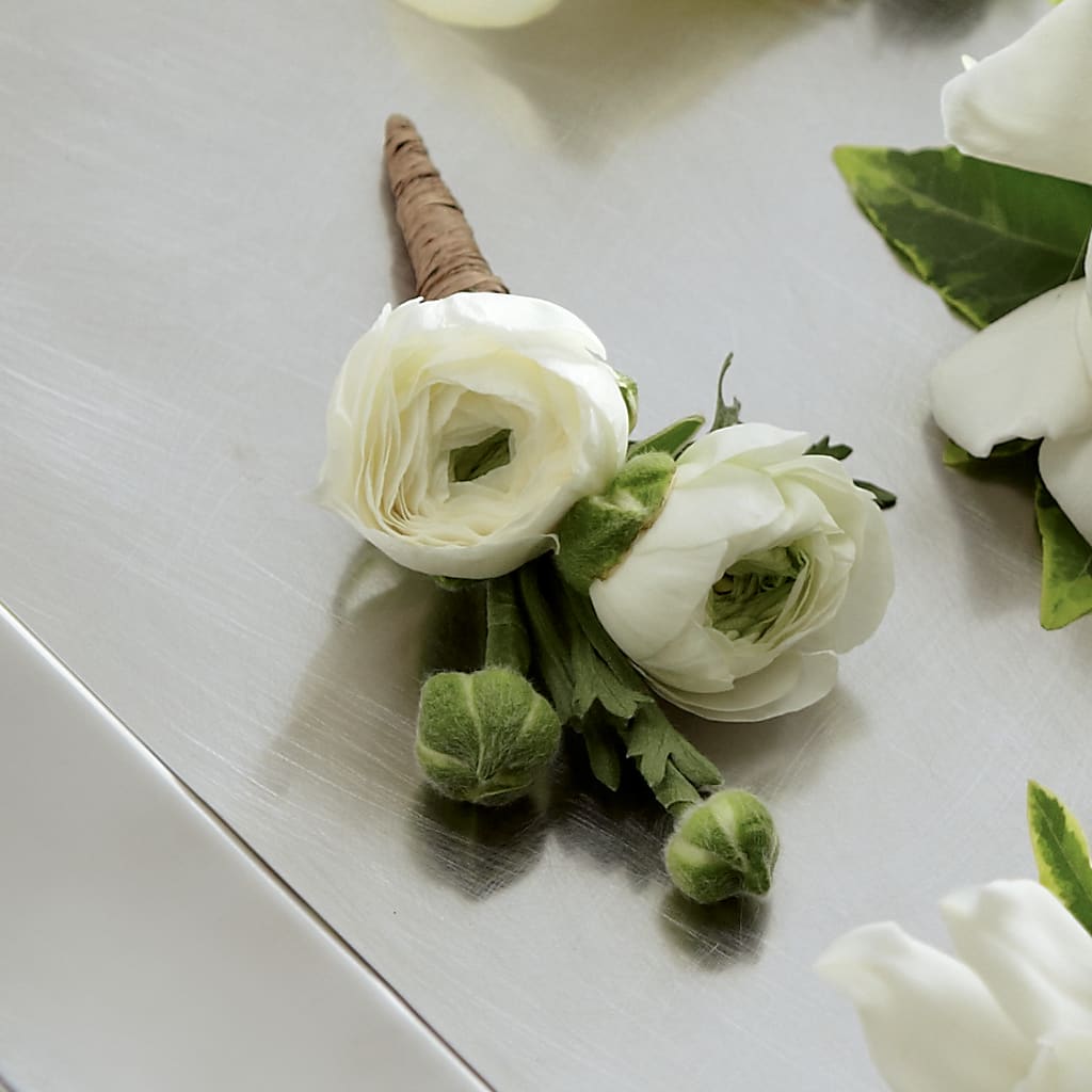 White Ranunculus Boutonniere – HOMETOWN TREASURES FLORAL & GIFTS, Morris OK