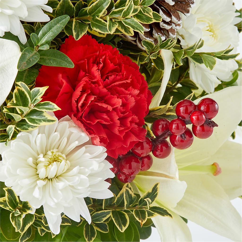 Festive Moments Tree – HOMETOWN TREASURES FLORAL & GIFTS, Morris OK