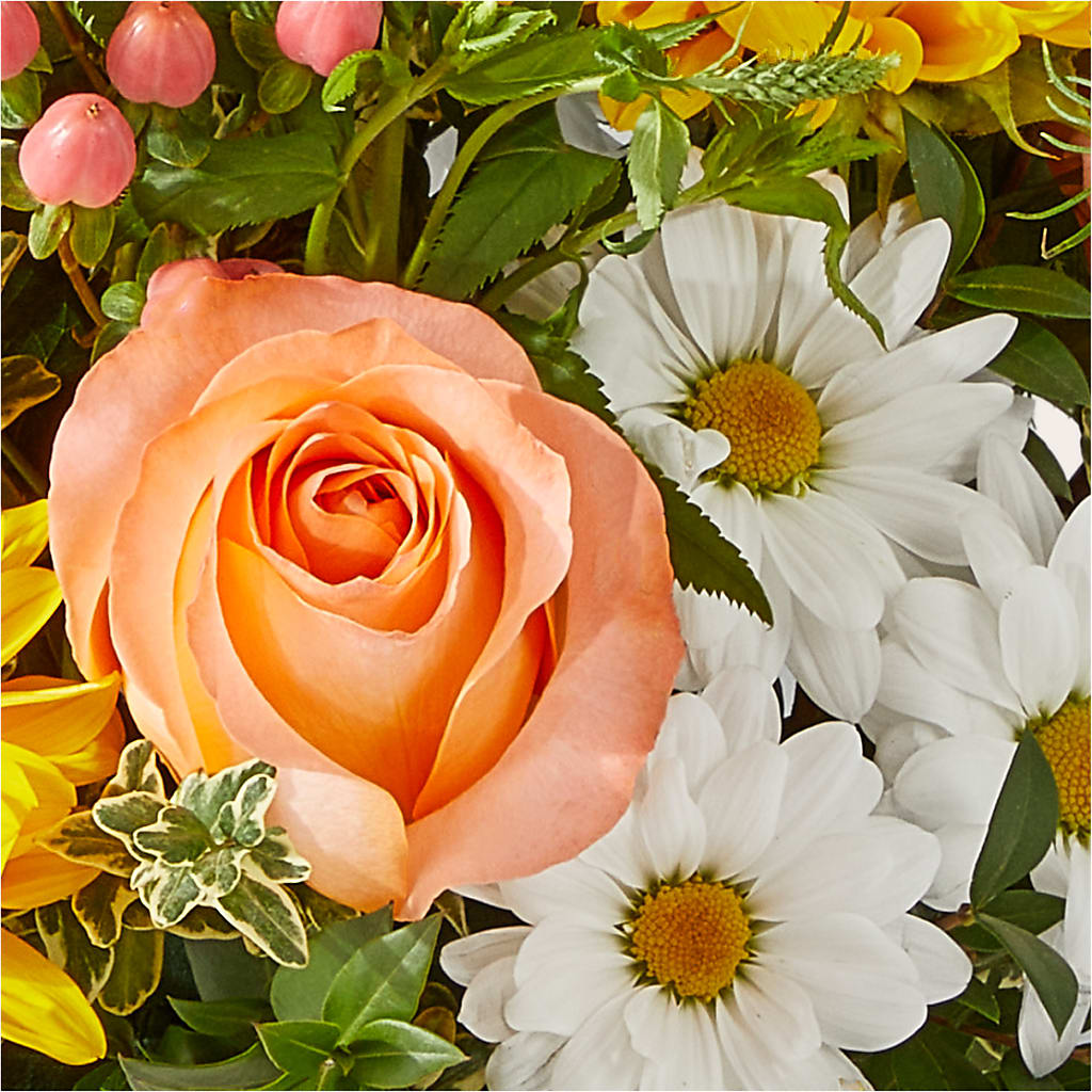 The Good Life Bouquet – HOMETOWN TREASURES FLORAL & GIFTS, Morris OK