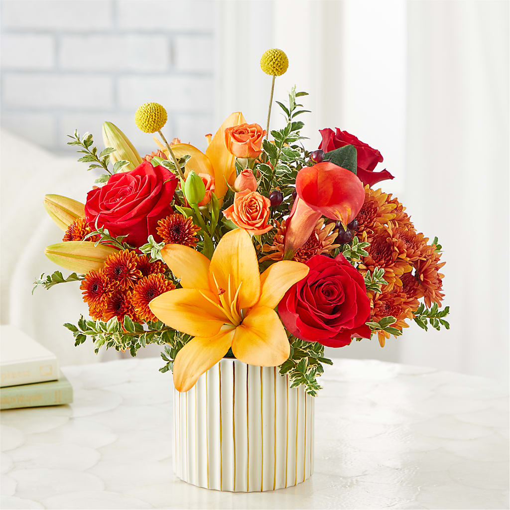 Scarlet Skies Bouquet – HOMETOWN TREASURES FLORAL & GIFTS, Morris OK