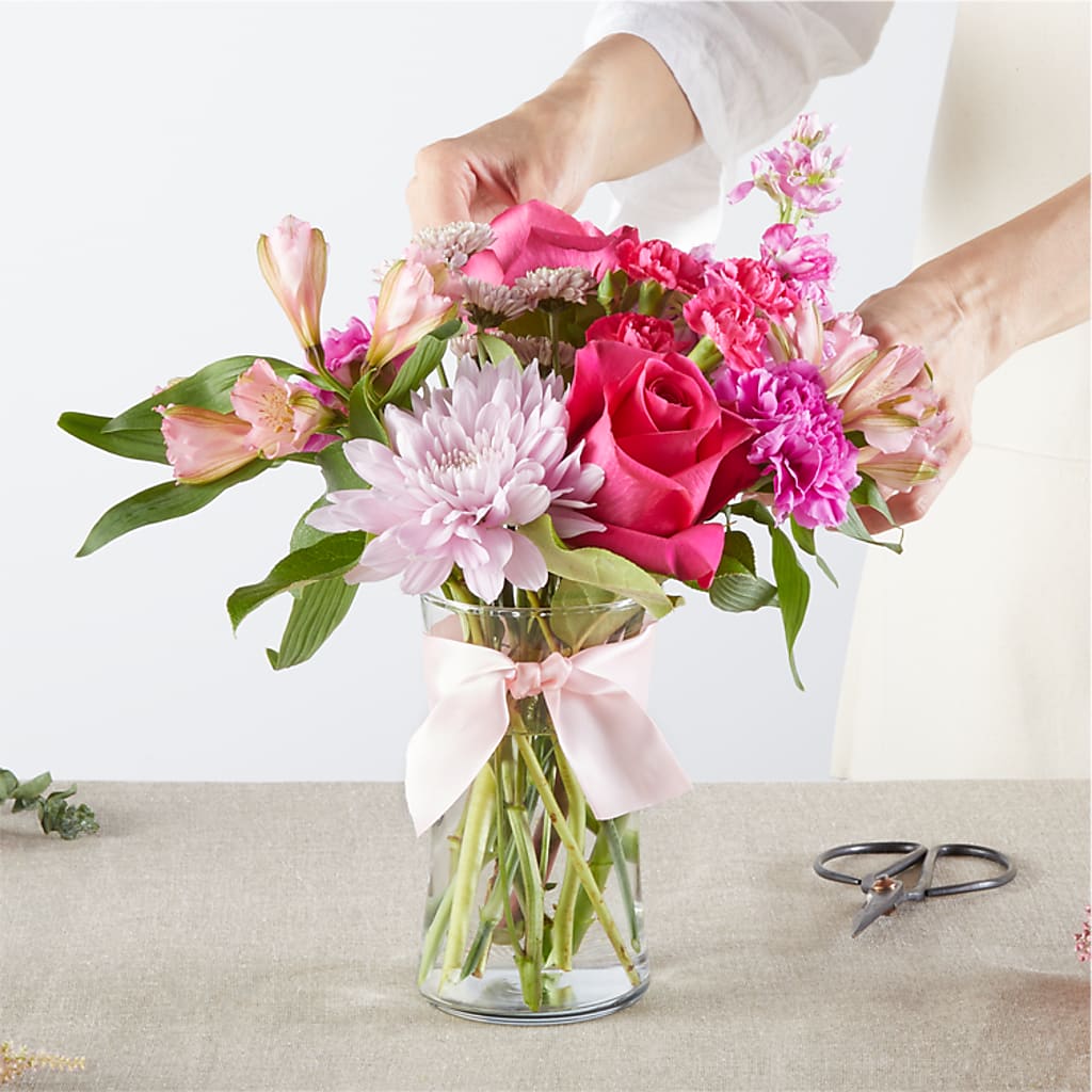 Pink Ribbon - A Florist Original – HOMETOWN TREASURES FLORAL & GIFTS, Morris OK