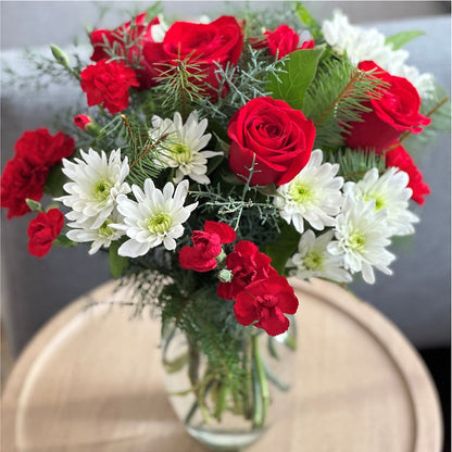 Seasonal Magic Bouquet – HOMETOWN TREASURES FLORAL & GIFTS, Morris OK