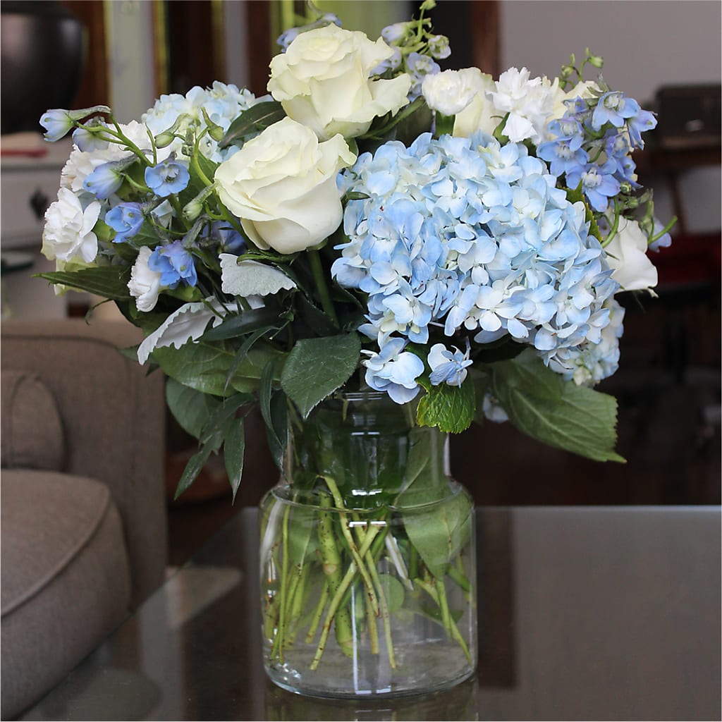 Clear Skies Bouquet – HOMETOWN TREASURES FLORAL & GIFTS, Morris OK