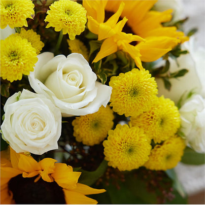 Luminous Morning Bouquet – HOMETOWN TREASURES FLORAL & GIFTS, Morris OK