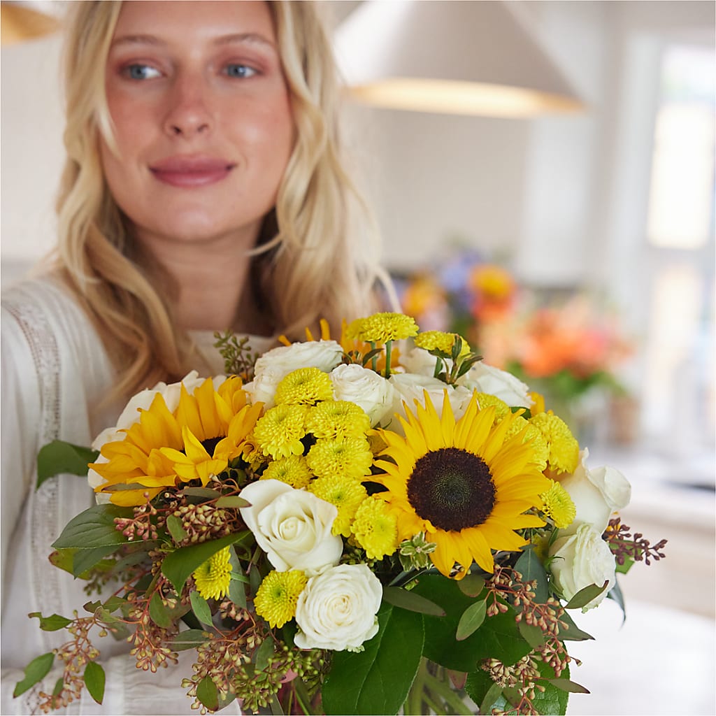 Luminous Morning Bouquet – HOMETOWN TREASURES FLORAL & GIFTS, Morris OK