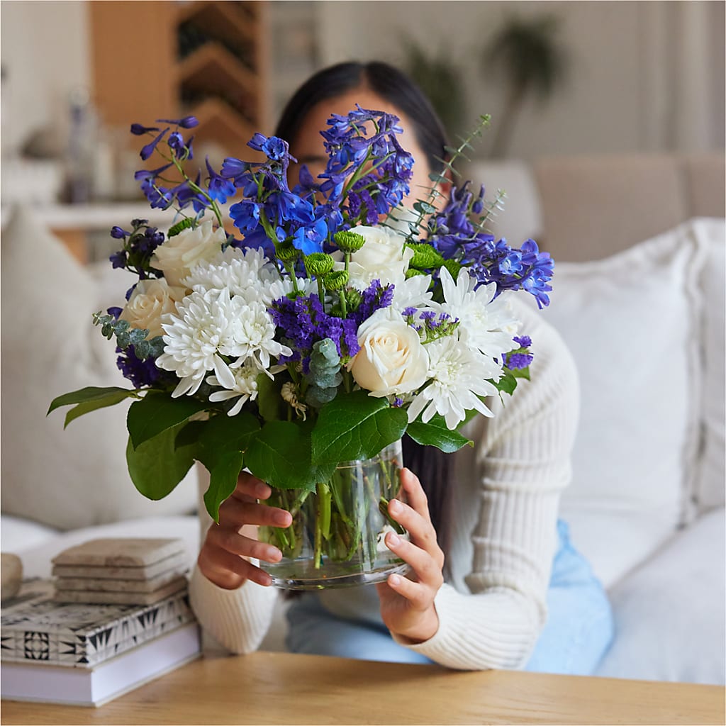 Cerulean Waves Bouquet – HOMETOWN TREASURES FLORAL & GIFTS, Morris OK