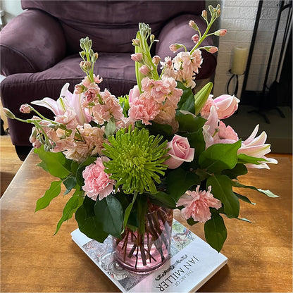 Pretty in Pink Bouquet – HOMETOWN TREASURES FLORAL & GIFTS, Morris OK