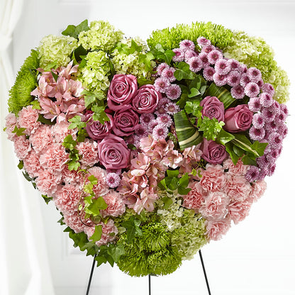 Heartwarming Standing Heart – HOMETOWN TREASURES FLORAL & GIFTS, Morris OK