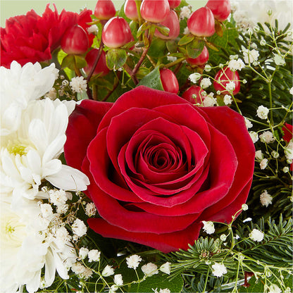 Chance of Flurries Bouquet – HOMETOWN TREASURES FLORAL & GIFTS, Morris OK