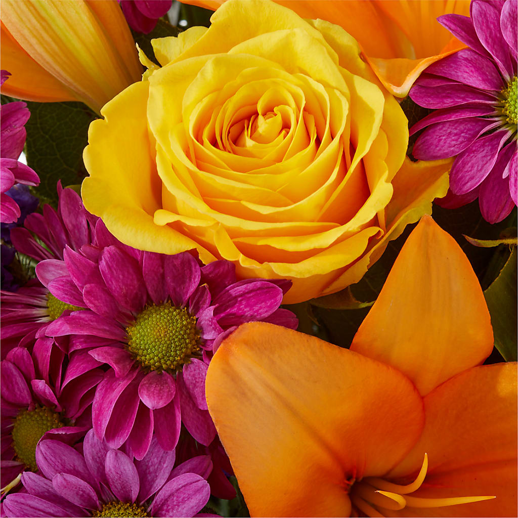 Colorful Visions Bouquet – HOMETOWN TREASURES FLORAL & GIFTS, Morris OK