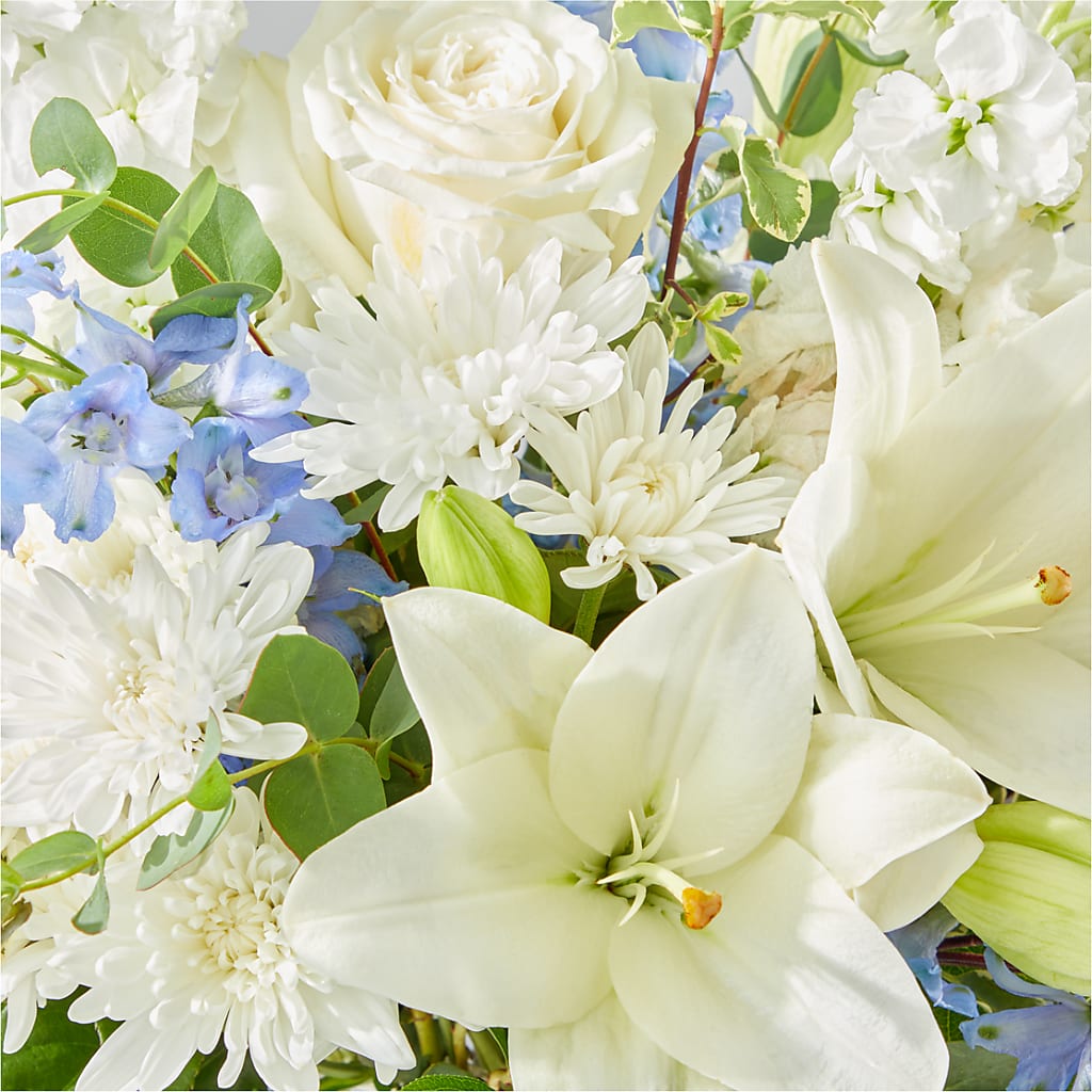 Peace of Mind Bouquet – HOMETOWN TREASURES FLORAL & GIFTS, Morris OK