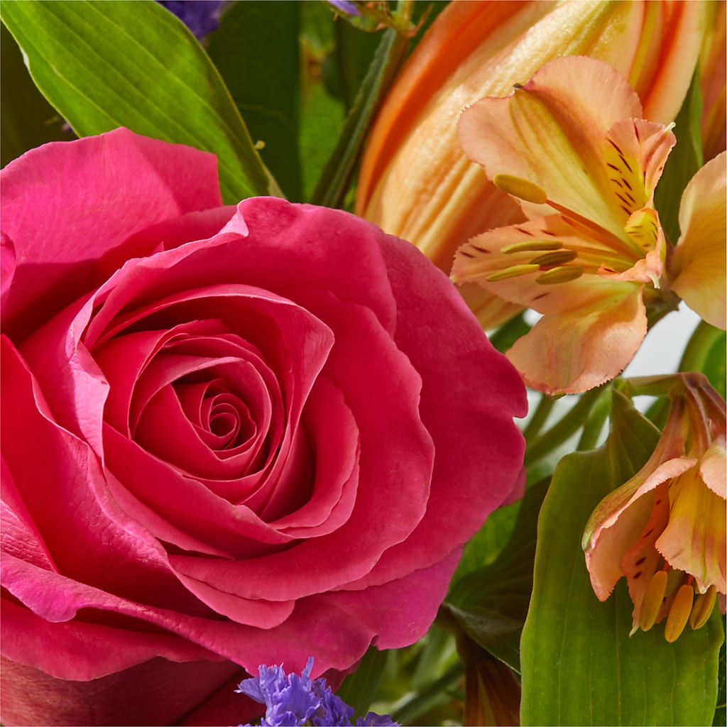 Joyful Bouquet – HOMETOWN TREASURES FLORAL & GIFTS, Morris OK