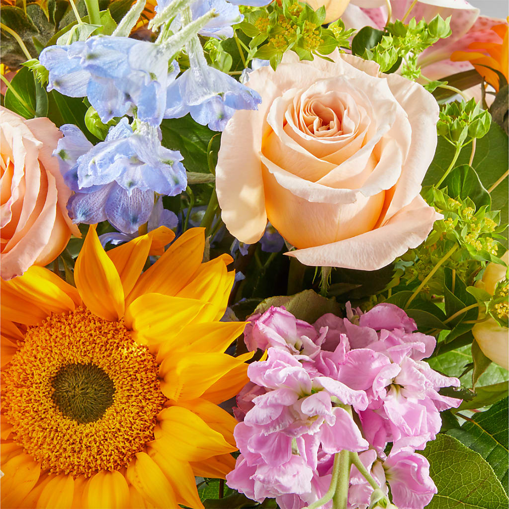Dreamy Meadows Bouquet – HOMETOWN TREASURES FLORAL & GIFTS, Morris OK