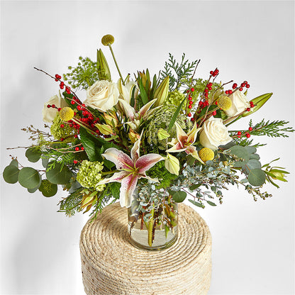 Berry & Bright Bouquet – HOMETOWN TREASURES FLORAL & GIFTS, Morris OK