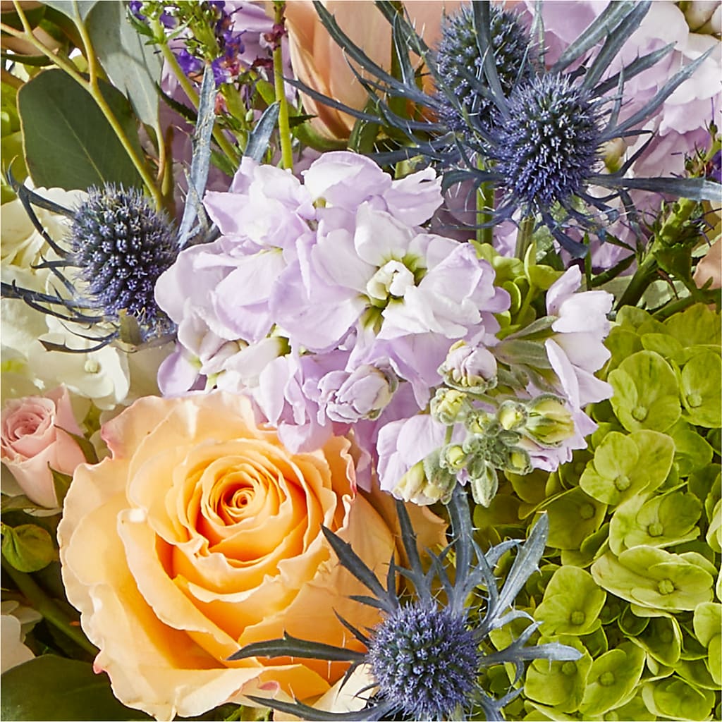 Porch Swing Bouquet – HOMETOWN TREASURES FLORAL & GIFTS, Morris OK