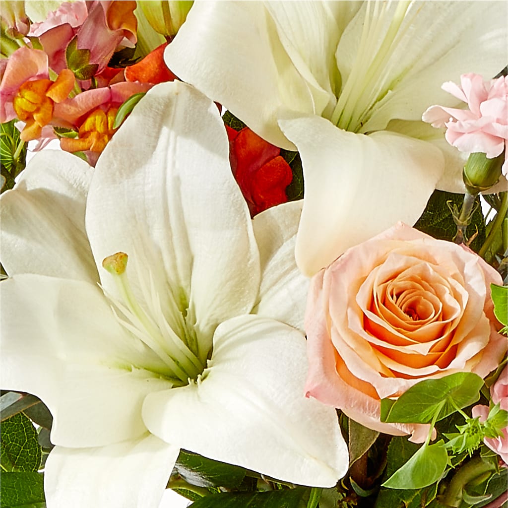 Grapefruit Splash Bouquet – HOMETOWN TREASURES FLORAL & GIFTS, Morris OK