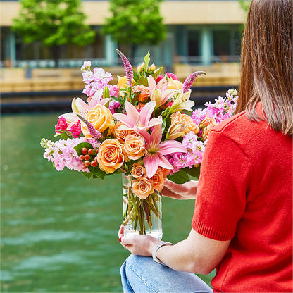 Bisous Bouquet – HOMETOWN TREASURES FLORAL & GIFTS, Morris OK