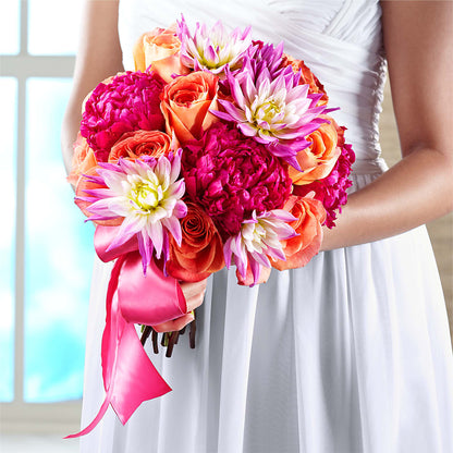 New Love Bouquet – HOMETOWN TREASURES FLORAL & GIFTS, Morris OK