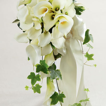 White Chapel Bouquet – HOMETOWN TREASURES FLORAL & GIFTS, Morris OK